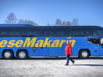 Buss till Demokratijamboree 2024